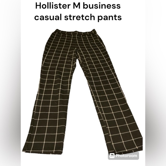 Hollister Pants - EUC Hollister stretch pants black and white medium great for work!